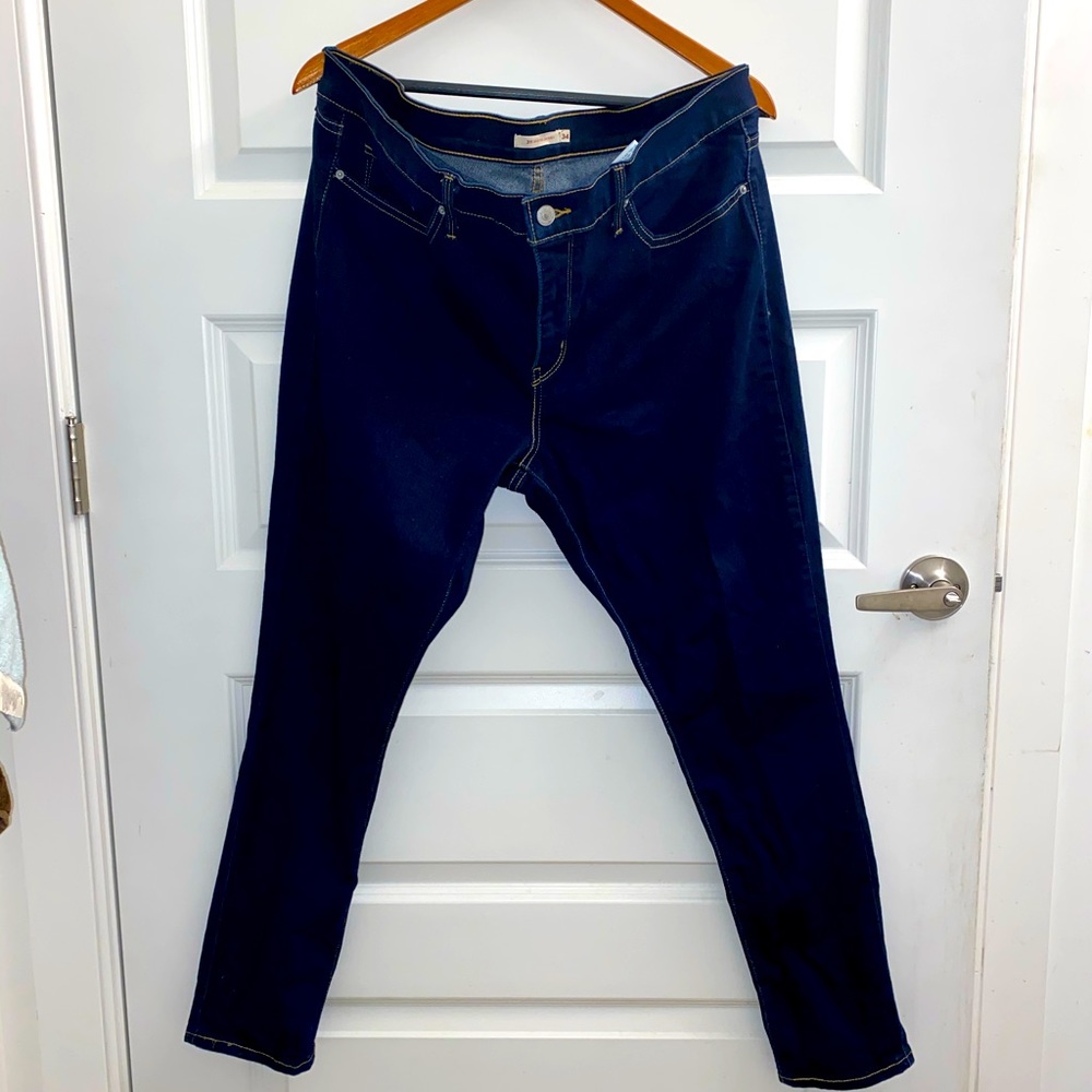 Women’s Levi’s Skinny Jeans